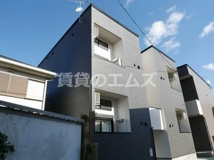 フォラートル【101号室】の外観