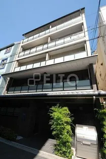 イスターナイマイ鴨川西【4階】の外観