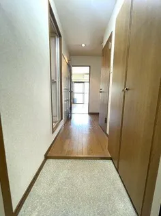 カサ御影【5階】の玄関