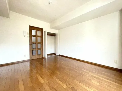 カサ御影【5階】の居間