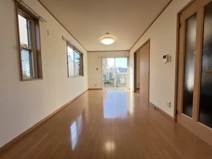 さくら160 B棟【2階】の居間