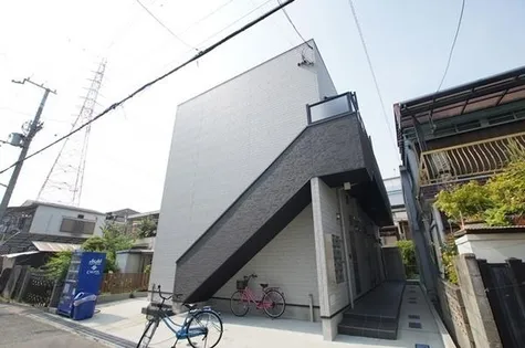 兵庫県尼崎市元浜町1丁目【アパート】の外観