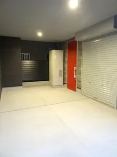 平尾5丁目ガレージハウス【1階】の内装