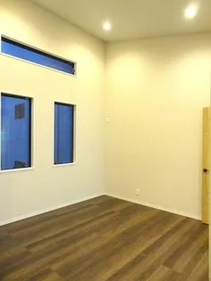 平尾5丁目ガレージハウス【1階】の内装