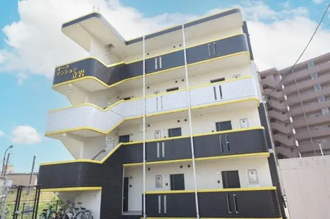 オークマンション立岩【301号室】の外観