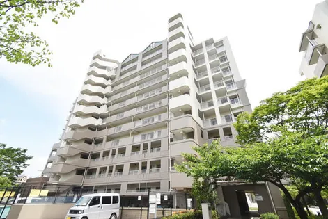 URサンヴァリエ金岡の画像