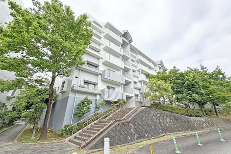 UR高槻・阿武山十番街【0060504号室】の外観