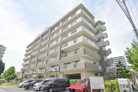 URサンヴァリエ金岡の画像