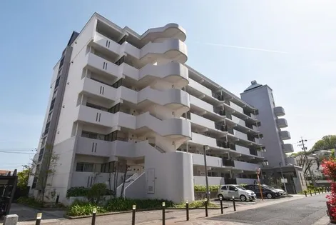 URアーバンラフレ虹ヶ丘西【0090108号室】の外観