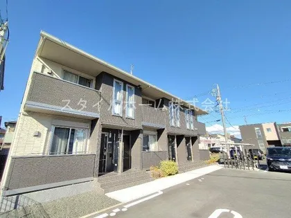 エレガンス三本木の画像