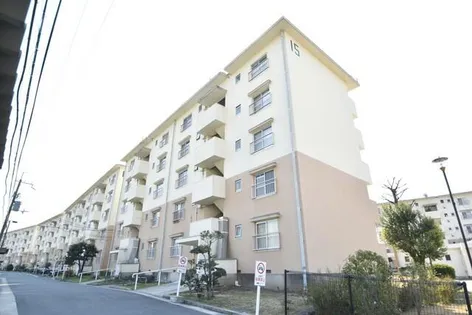 UR桜丘【0150402号室】の外観