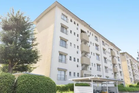 UR朝倉【0270303号室】の外観