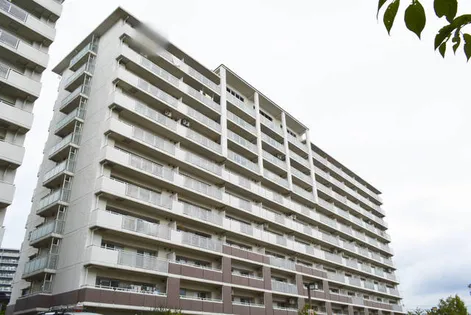 UR茨木三島丘イーストの画像