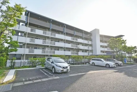 URアーバンラフレ鳴海の画像