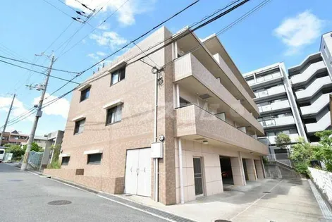 グランシャリオ【2階】の外観