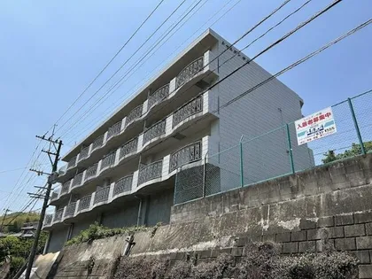 シャルダン中尾【1階】の外観