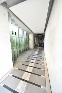 AOI FLATS【2階】の外観