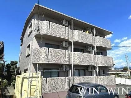 コモード HINOの画像