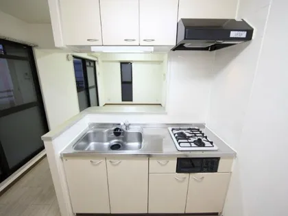 メゾンアンブリック【3階】のキッチン