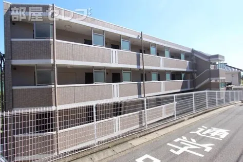 オーパス自由ヶ丘【1階】の外観