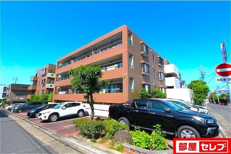 ビラ三秀山中【4階】の外観