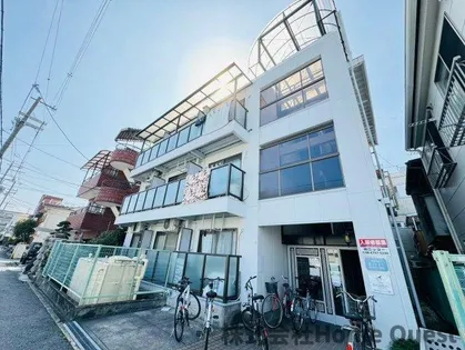 フューチャー21【2階】の外観