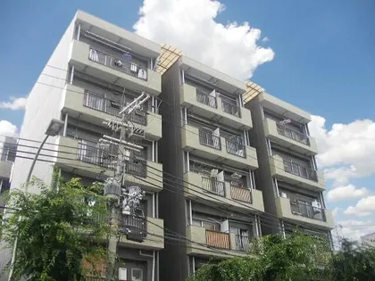 三賀マンション【5階】の外観