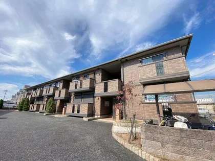 フローリッシュ美原【1階】の外観