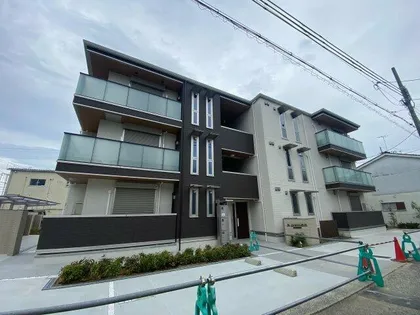 エヌ プレミールの画像