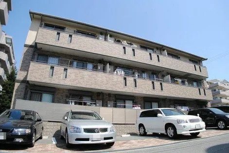 アメニティーコート西泉丘【3階】の外観