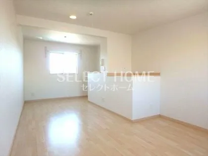 WOOD BELL【B号室】の居間