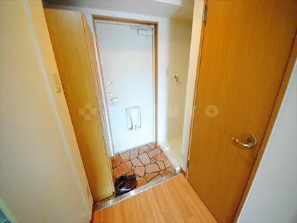 エクセレント上新12【6階】の玄関