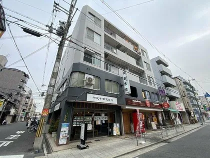 大阪府大阪市東淀川区小松2丁目【マンション】の外観