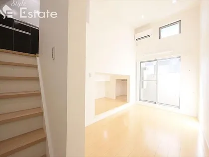 clarte内田橋Ⅱ【202号室】の居間