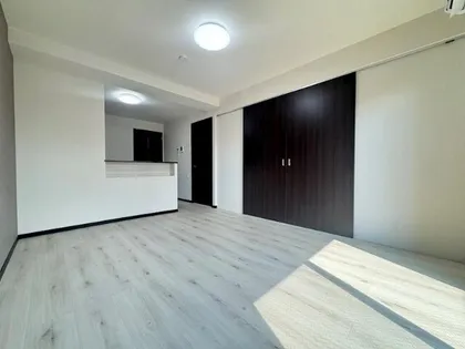 ハートフル エトワール【1階】の居間