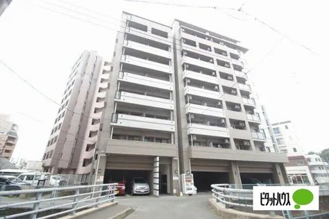 プログレッソ高宮【8階】の外観