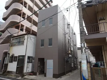 坂田ビル【301号室】の外観