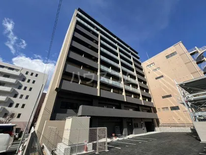 Refisia 箕面船場【4階】の外観