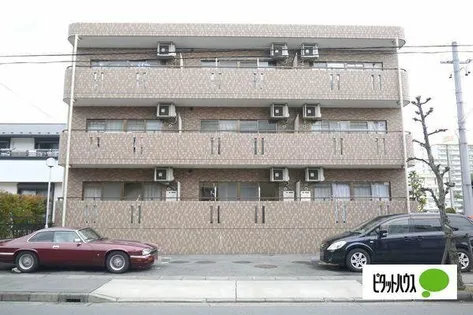 フォンテーヌ峯Ⅱ【1階】の外観