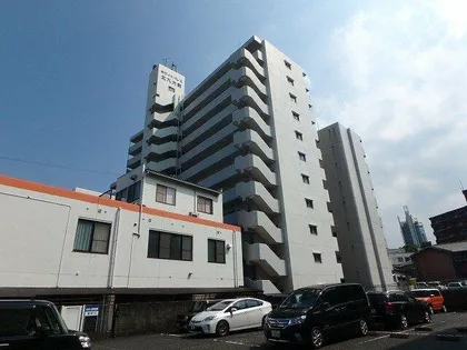 ホワイトパレス北九大前【4階】の外観