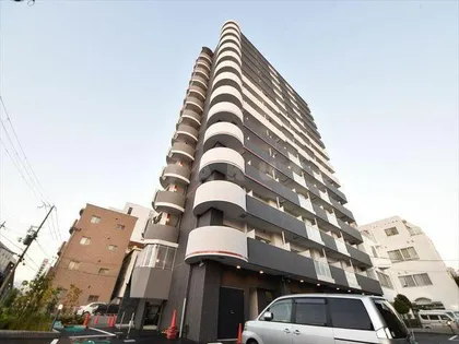 大阪府大阪市東淀川区西淡路1丁目【マンション】の外観