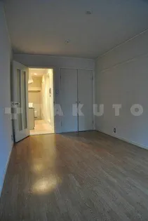 リトルフィールドハウス【2階】の内装