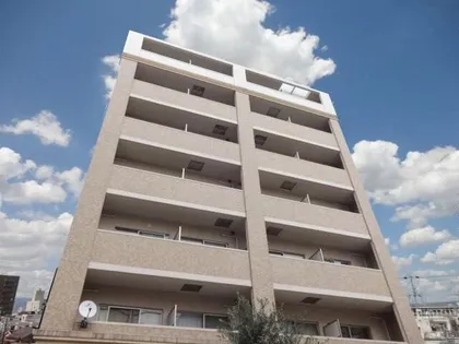 セントロイヤルクラブ新大阪【4階】の外観