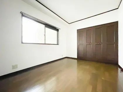 平尾フェニックスマンション【8階】の居間