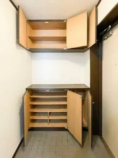 平尾フェニックスマンション【8階】の内装