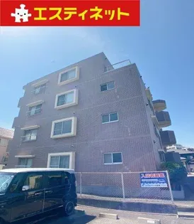 第二アンビシャス【2階】の外観