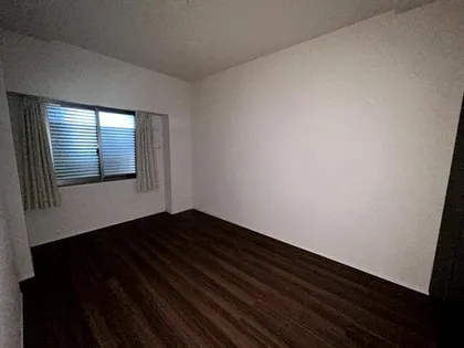 ザ・パークハウス桜坂サンリヤン【19階】の居間