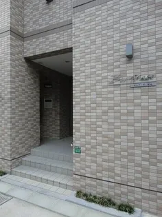 ボルゲーゼ駅南【2階】の外観