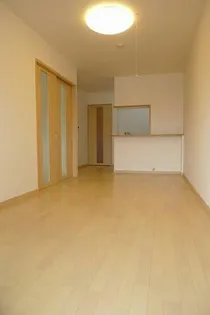 フォレスタ春日【6階】の外観