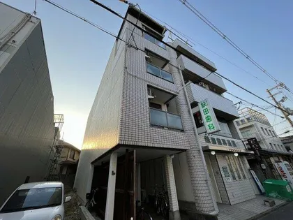 大阪府大阪市東淀川区下新庄4丁目【マンション】の外観